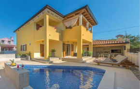 3 Bedroom Lovely Home In Barbariga